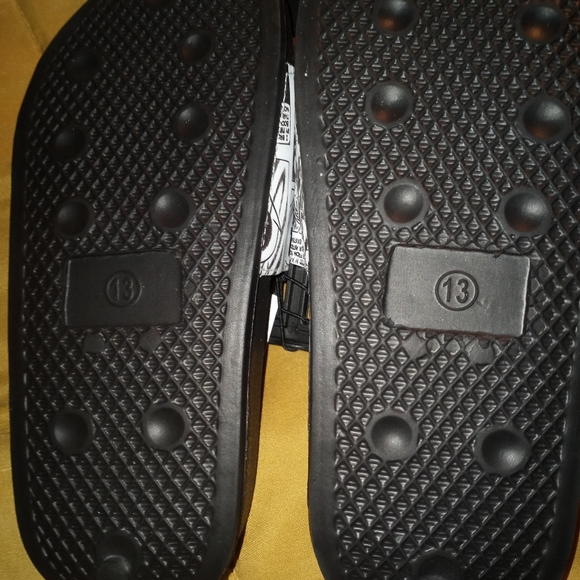 Batman shoes - Picture 2 of 2